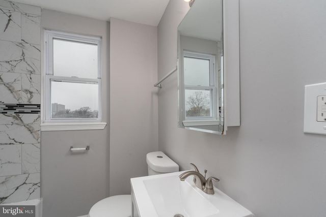 2574 W LAFAYETTE AVE W, Baltimore, MD 21216