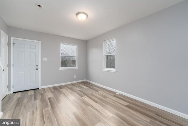 2574 W LAFAYETTE AVE W, Baltimore, MD 21216