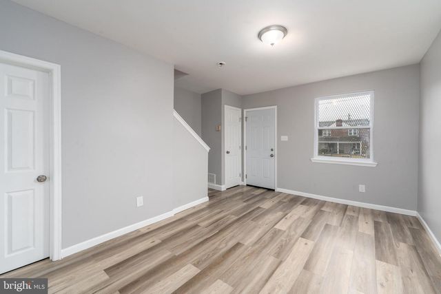 2574 W LAFAYETTE AVE W, Baltimore, MD 21216