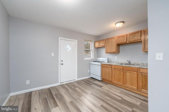 2574 W LAFAYETTE AVE W, Baltimore, MD 21216