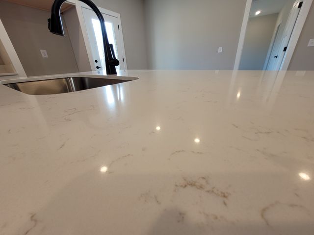 207 Sandalwood Way, Dickson, TN 37055