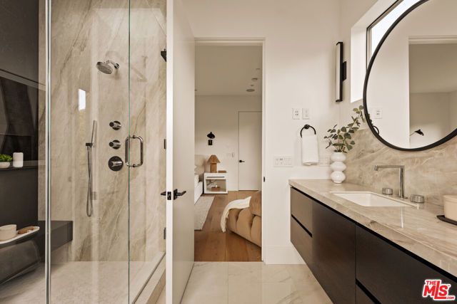 5988 W 76th Street, Los Angeles, CA 90045