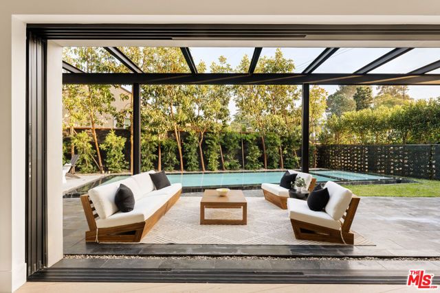 5988 W 76th Street, Los Angeles, CA 90045