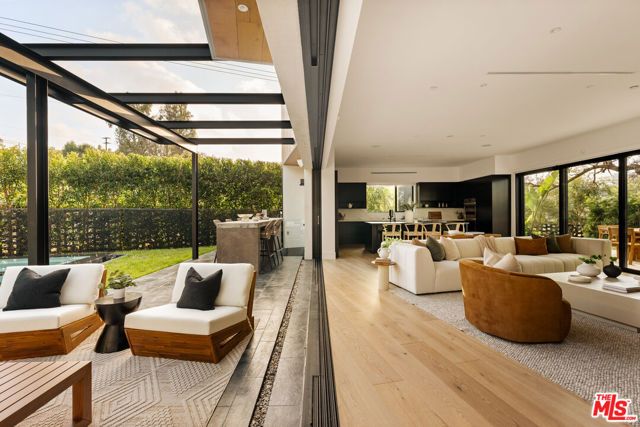 5988 W 76th Street, Los Angeles, CA 90045