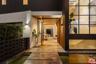 5988 W 76th Street, Los Angeles, CA 90045