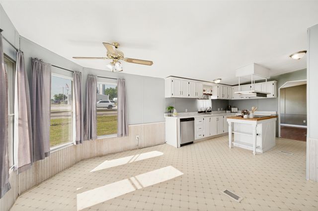 4524 Elementary Drive, Southmayd, TX 76268