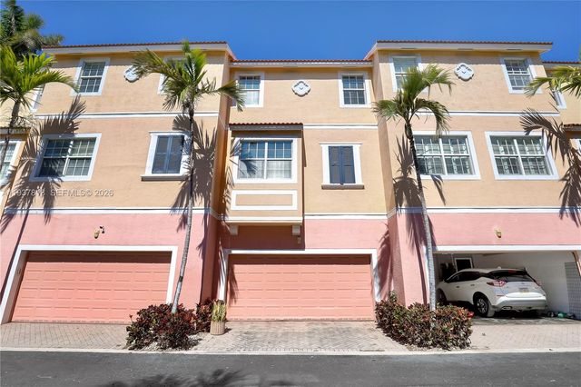 104 Harbors Way, Boynton Beach, FL 33435