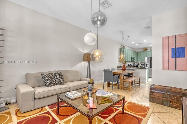 104 Harbors Way, Boynton Beach, FL 33435