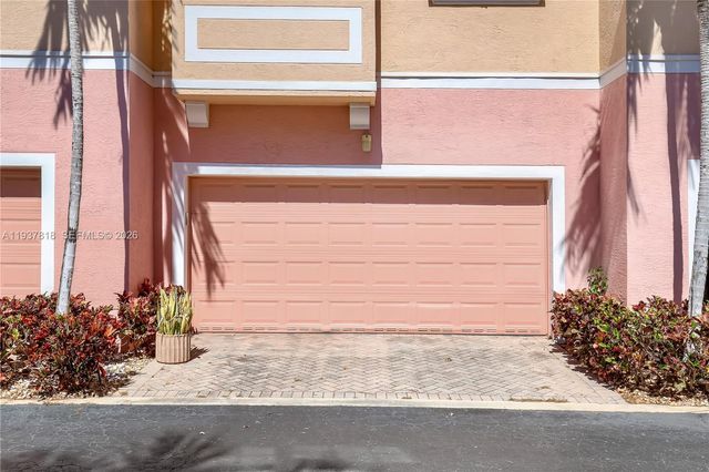 104 Harbors Way, Boynton Beach, FL 33435