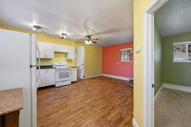 17934 Knoll Top Dr, Grass Valley, CA 95945