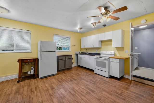 17934 Knoll Top Dr, Grass Valley, CA 95945