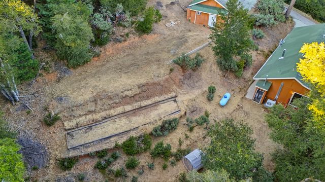 17934 Knoll Top Dr, Grass Valley, CA 95945