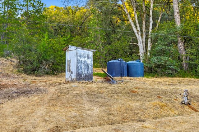 17934 Knoll Top Dr, Grass Valley, CA 95945