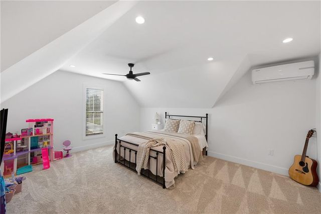 28 Ravenfield Road, Taylorsville, GA 30178