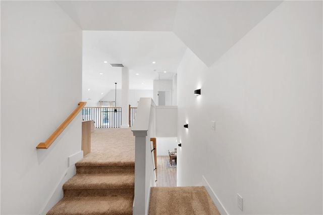 28 Ravenfield Road, Taylorsville, GA 30178