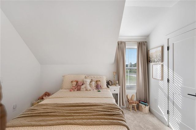 28 Ravenfield Road, Taylorsville, GA 30178