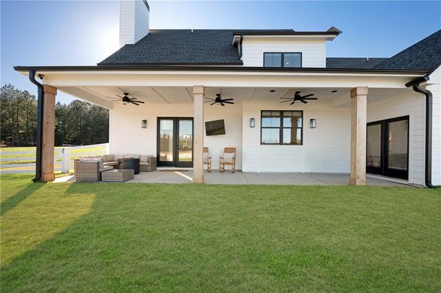 28 Ravenfield Road, Taylorsville, GA 30178