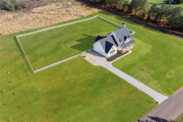 28 Ravenfield Road, Taylorsville, GA 30178