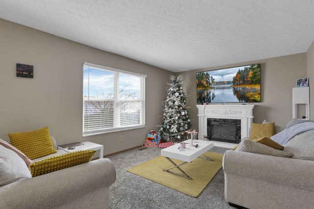 2700 Raphael Drive, Columbus, OH 43232