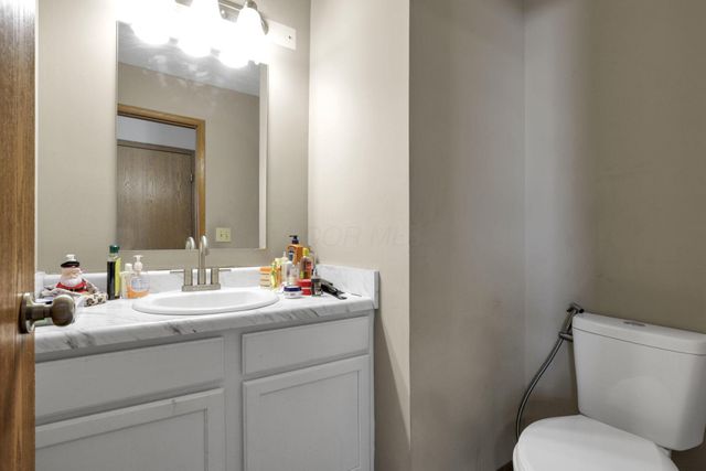 2700 Raphael Drive, Columbus, OH 43232