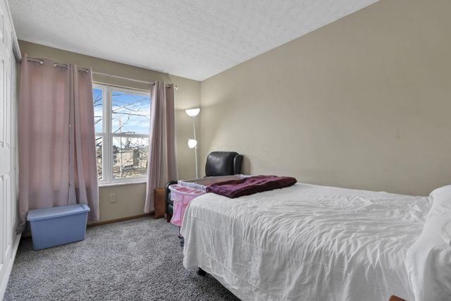 2700 Raphael Drive, Columbus, OH 43232