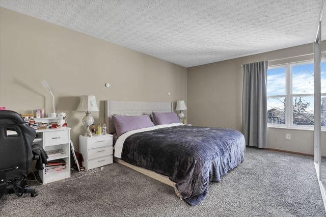 2700 Raphael Drive, Columbus, OH 43232