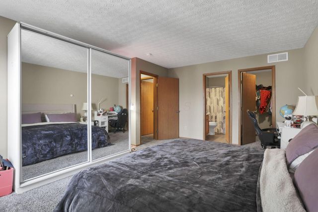 2700 Raphael Drive, Columbus, OH 43232