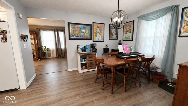 820 Maplewood Drive, Seymour, IN 47274