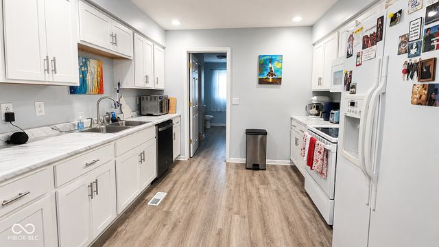 820 Maplewood Drive, Seymour, IN 47274