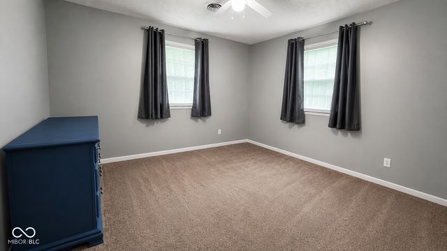 820 Maplewood Drive, Seymour, IN 47274