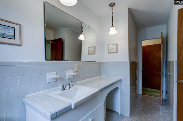 1126 Mathis Court, Camden, SC 29020