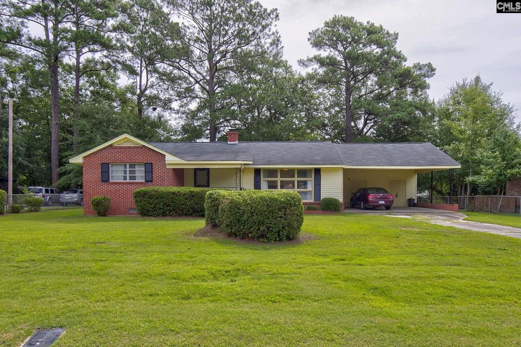 1126 Mathis Court, Camden, SC 29020