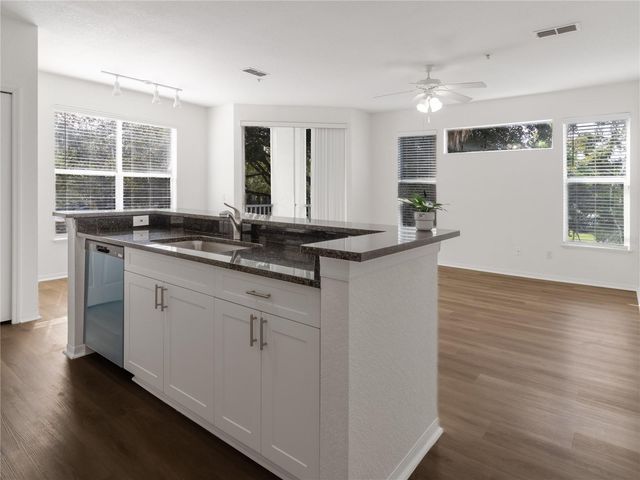 2718 MAITLAND CROSSING WAY 201, Orlando, FL 32810