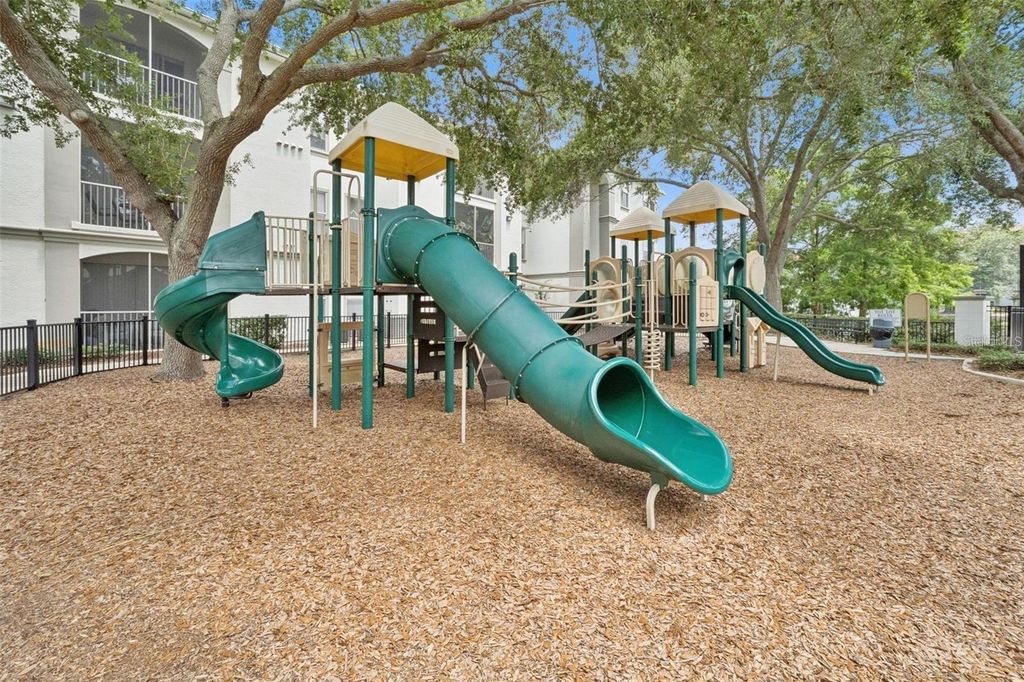 Image 23 of property listing at 2718 MAITLAND CROSSING WAY 201, Orlando, FL 32810