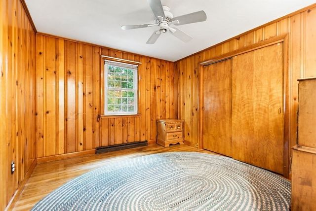 392 Mansfield Rd, North Attleboro, MA 02760
