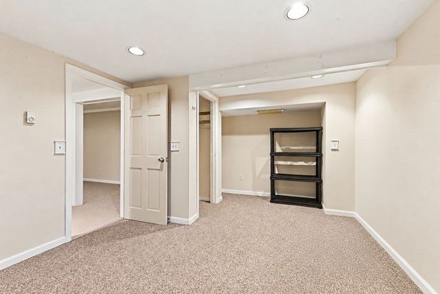 392 Mansfield Rd, North Attleboro, MA 02760