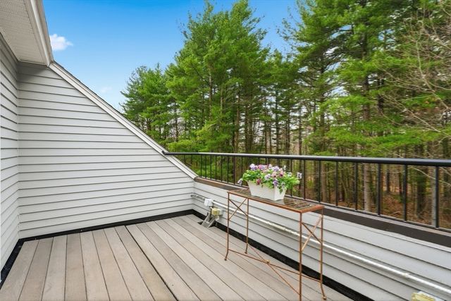 914 Sherwood Forest Lane 914, Saugus, MA 01906