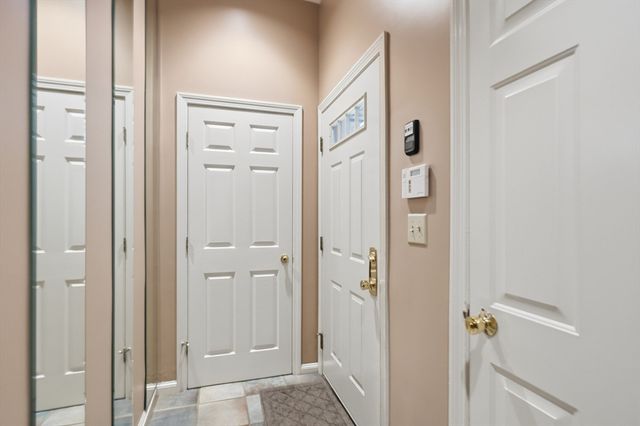 914 Sherwood Forest Lane 914, Saugus, MA 01906