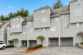914 Sherwood Forest Lane 914, Saugus, MA 01906
