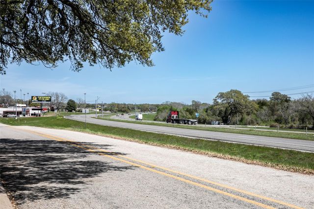 13404 W Washington Street, Burton, TX 77835