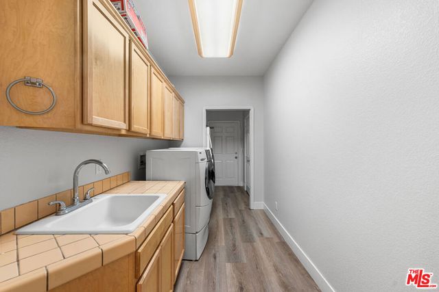 42094 W 21st Street, Lancaster, CA 93536