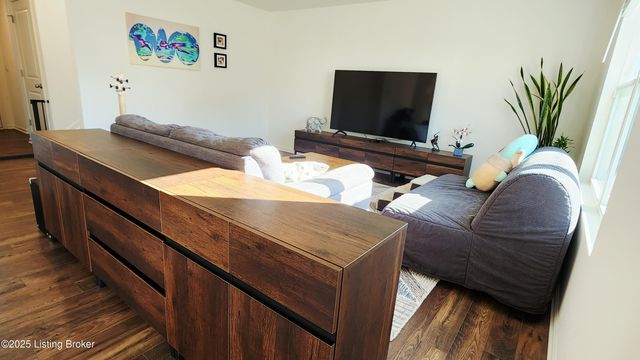 101 Clevis Ct, Elizabethtown, KY 42701