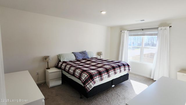 101 Clevis Ct, Elizabethtown, KY 42701