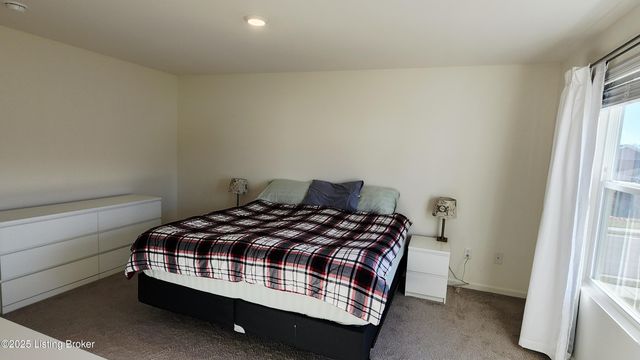 101 Clevis Ct, Elizabethtown, KY 42701