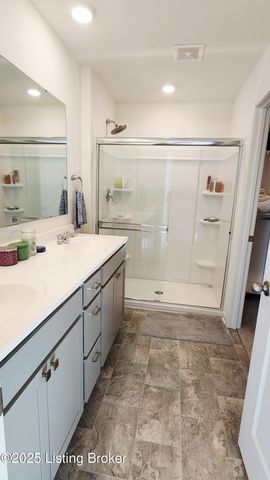 101 Clevis Ct, Elizabethtown, KY 42701