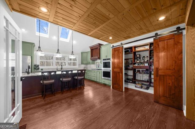 6194 Grants Ford Drive, Gainesville, GA 30506