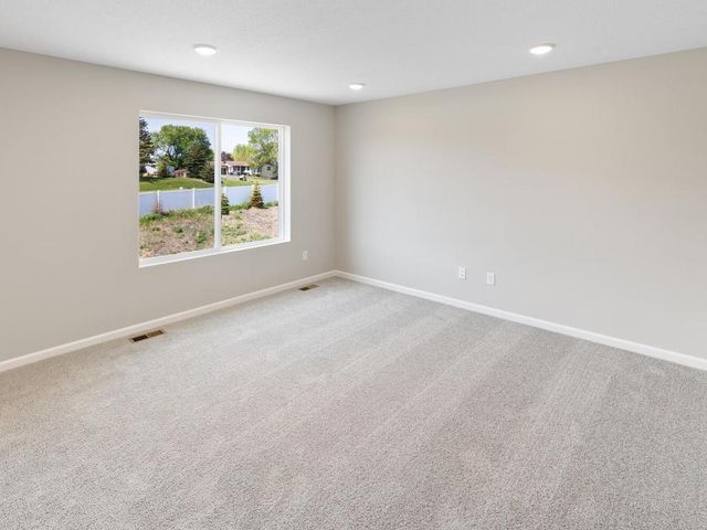 25860 Emerson Court, Wyoming, MN 55092