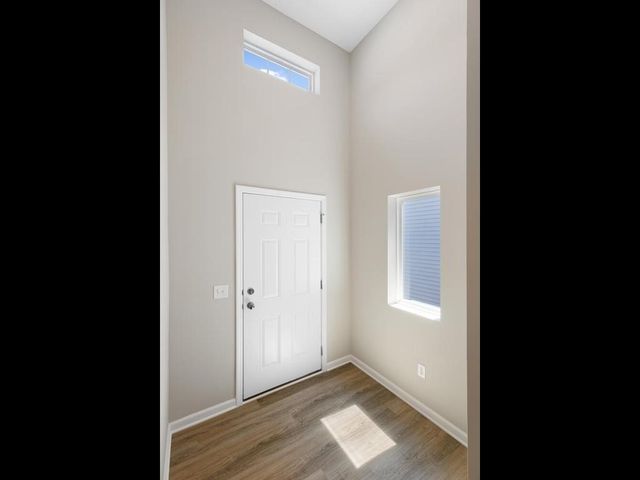 25860 Emerson Court, Wyoming, MN 55092