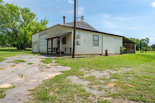 3015 E US Highway 80, Mineola, TX 75773