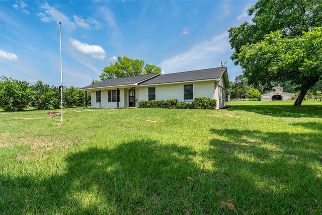 3015 E US Highway 80, Mineola, TX 75773